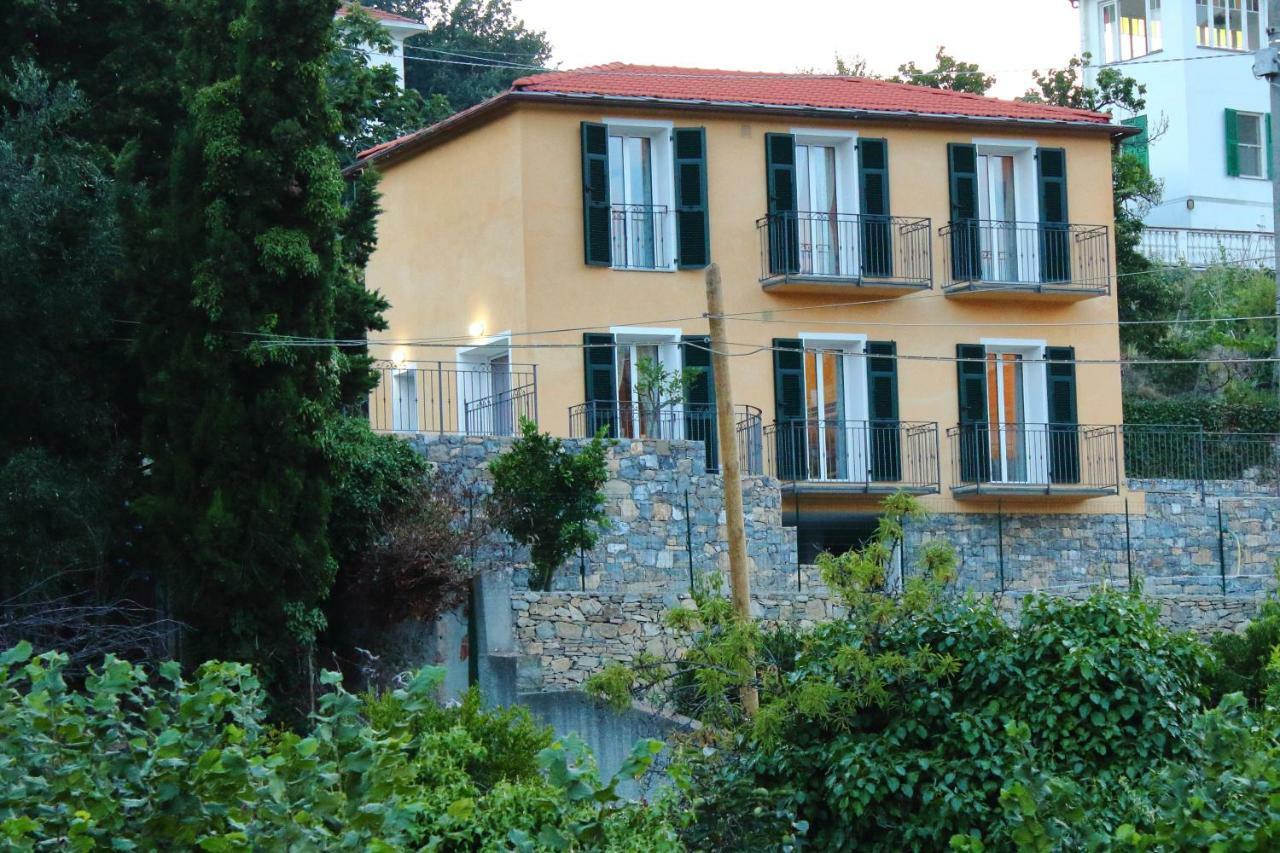 Casa Laura Villa Imperia Exterior foto
